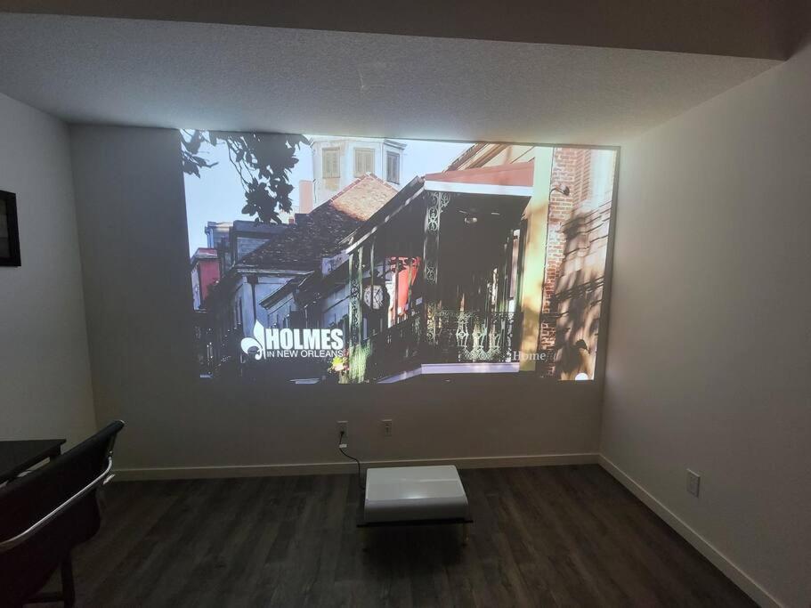 Apartment Brand New In The Lakes